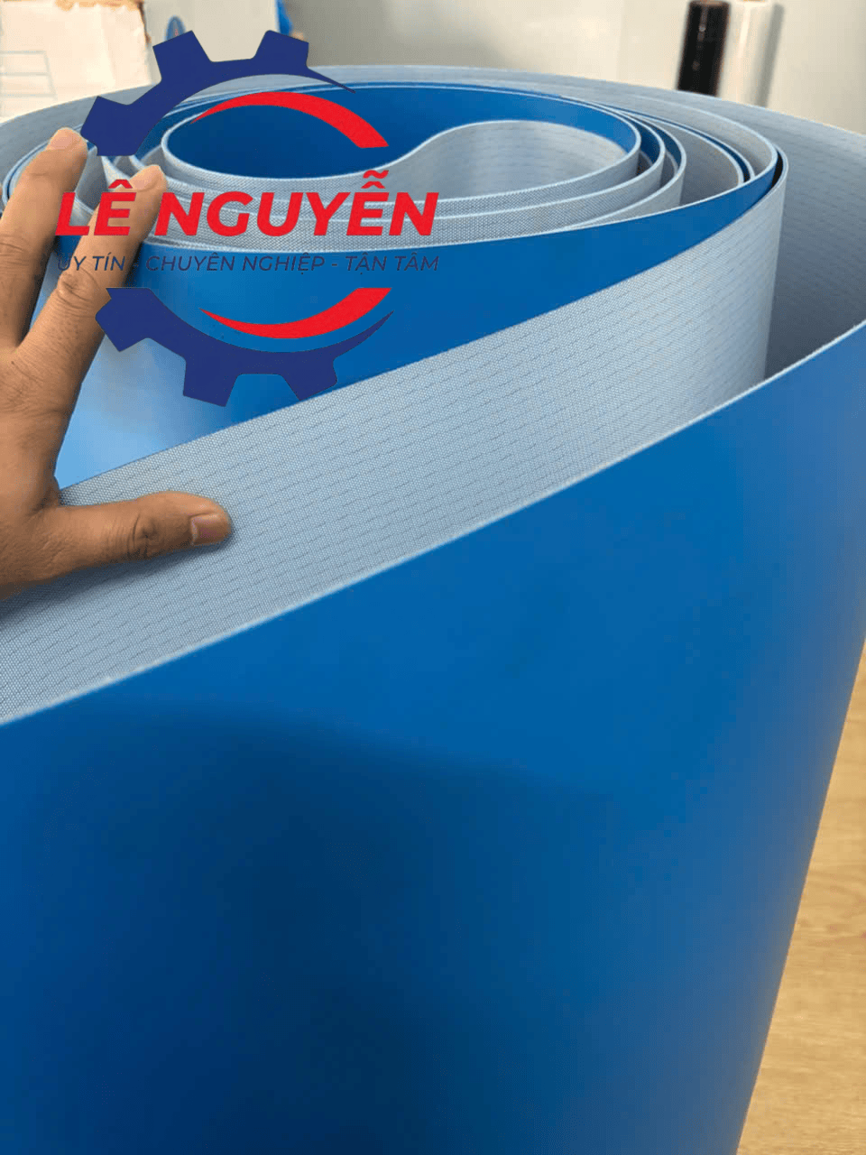 Băng tải PU xanh dương dày 2mm - Ảnh 3