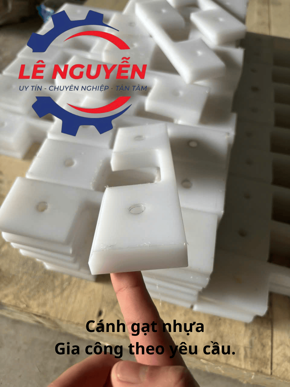 Cánh gạt nhựa cho xích cào liệu - Ảnh 5