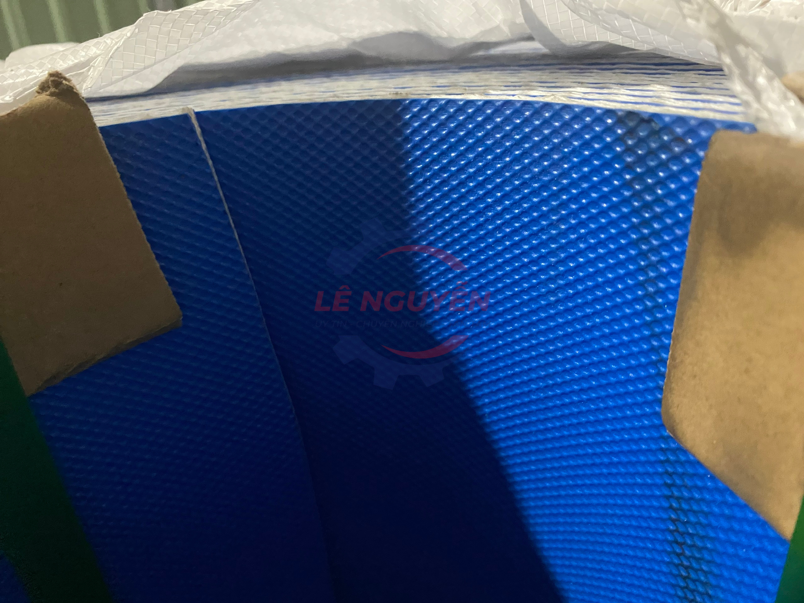 Băng Tải Gầu PVC Chịu Lực, Kháng Khuẩn, Nâng Tải Đứng